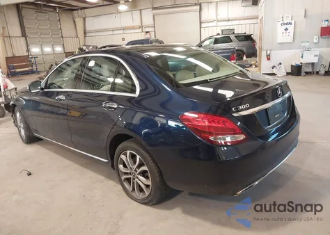 2018 Mercedes-Benz C 300 4Matic из США, поврежденный, VIN WDDWF4KB5JR418913